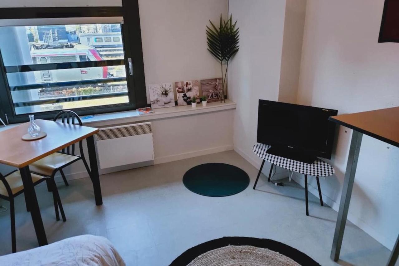 Studio Confortable Hyper Centre De Tours 아파트 외부 사진